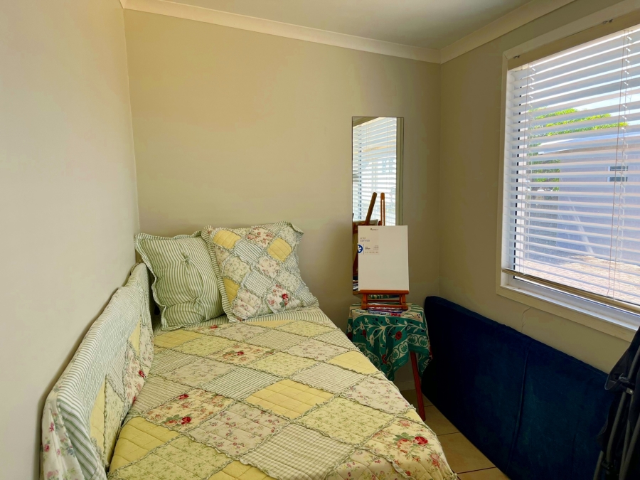 2 Bedroom Property for Sale in Struisbaai Western Cape